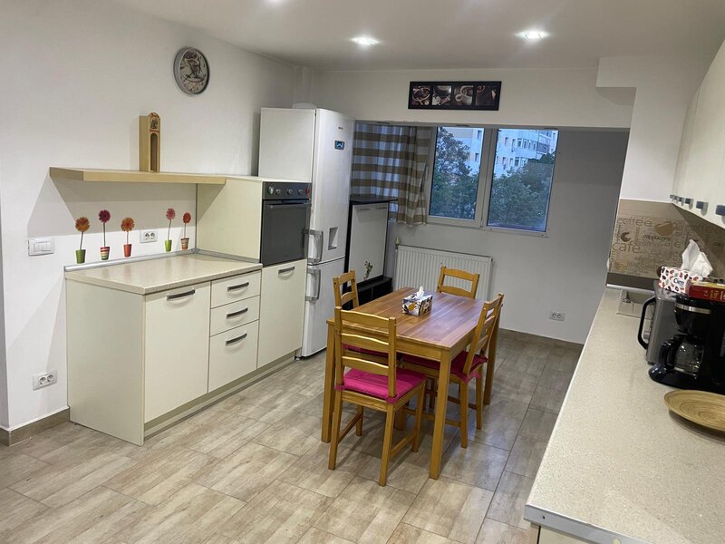 Sector 2, Mega Mall, apartament 4 camere.