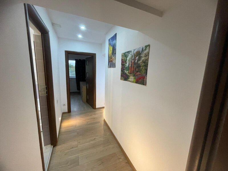 Sector 2, Mega Mall, apartament 4 camere.
